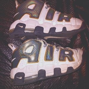 Nike Air Youth Size 6